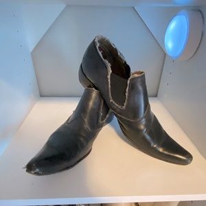 Dare to be different.. 🙌🏽 Make them your own..💃🏽